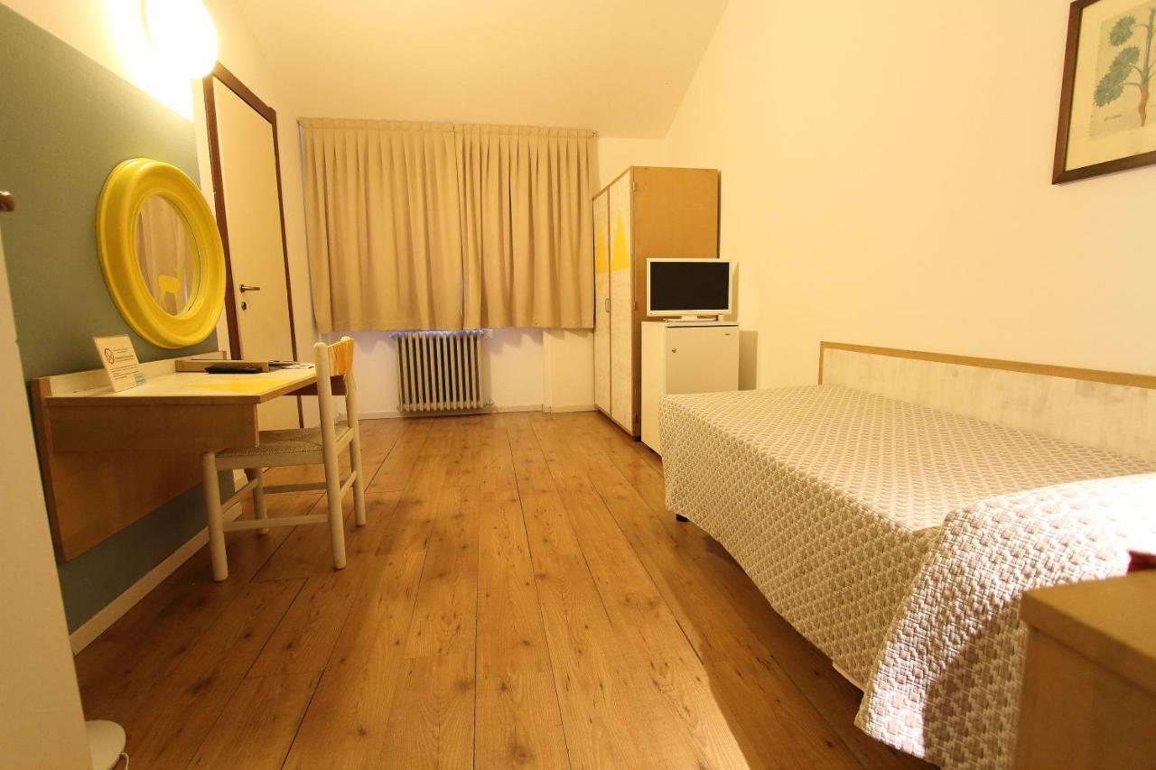 Hotel Giardino Breno Extérieur photo