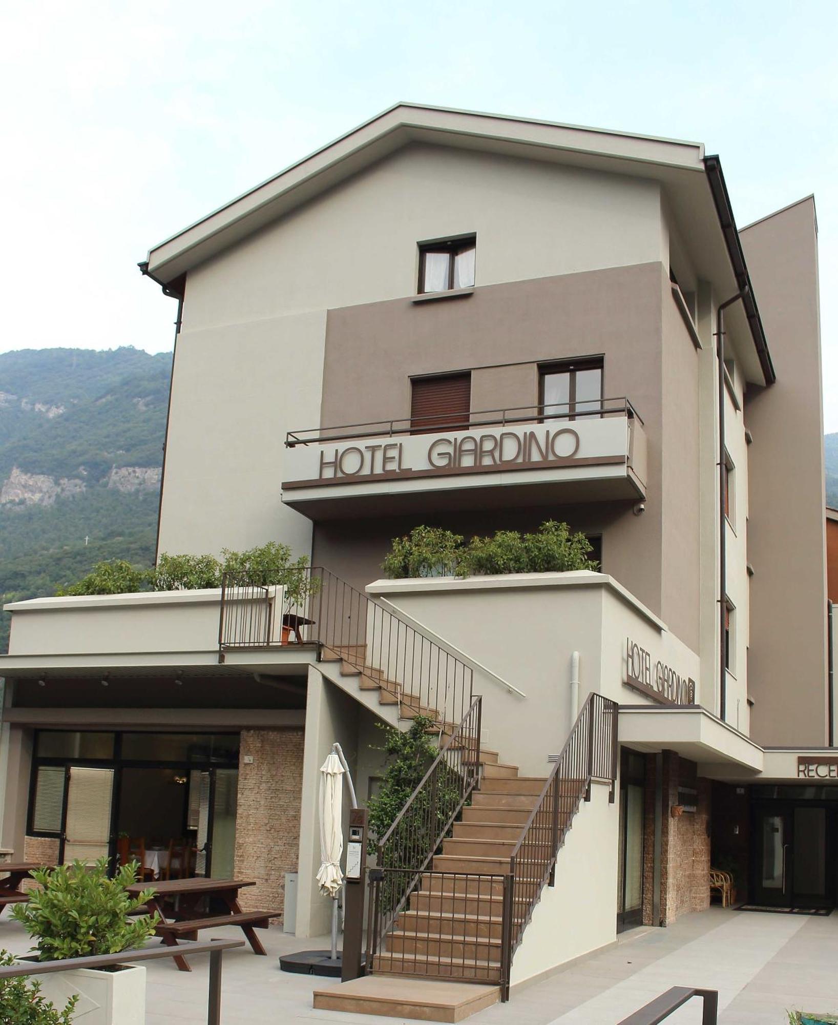 Hotel Giardino Breno Extérieur photo